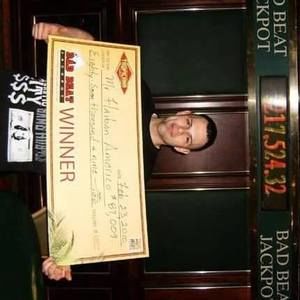 Meet your Posher, Americo